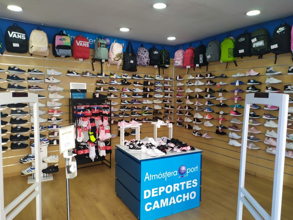 estante de zapatillas